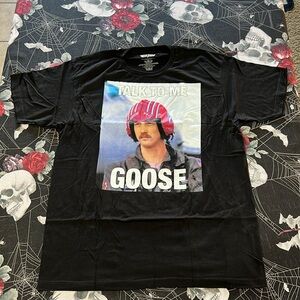 NWOT PARAMOUNT PICTURES TOP GUN TALK TO ME GOOSE BLACK TEE SHIRT MENS SIZE XL